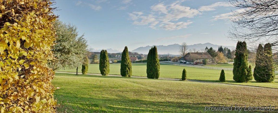 Hostellerie Les Chevreuils Lausana Exterior foto