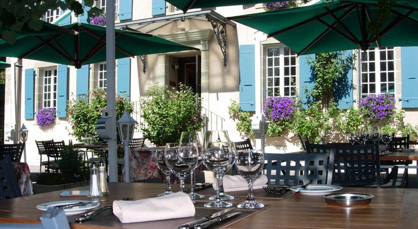 Hostellerie Les Chevreuils Lausana Exterior foto